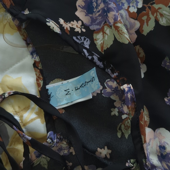 Romper - Picture 4 of 4